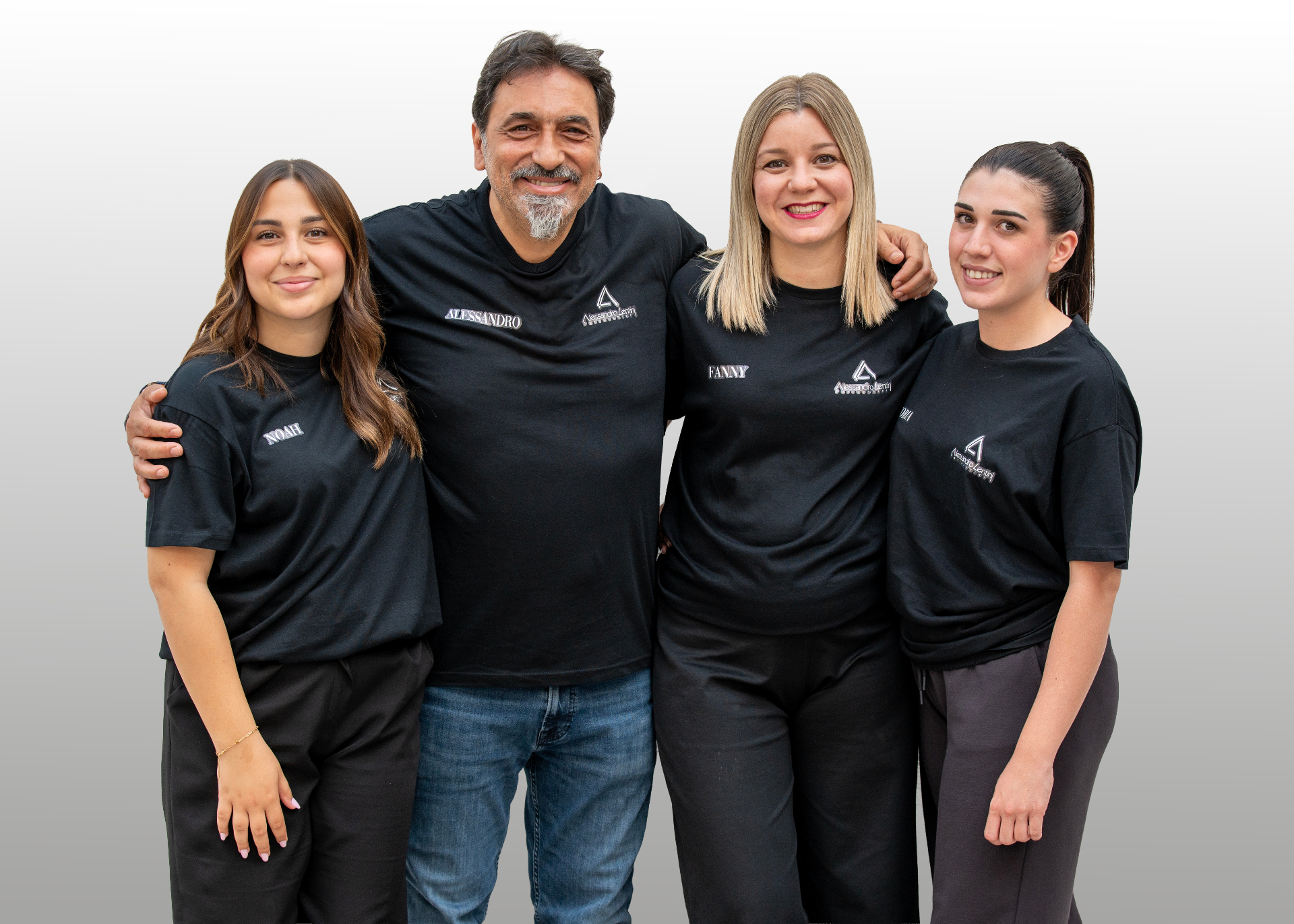 Foto di gruppo del team Alessandro Lentini Parrucchieri